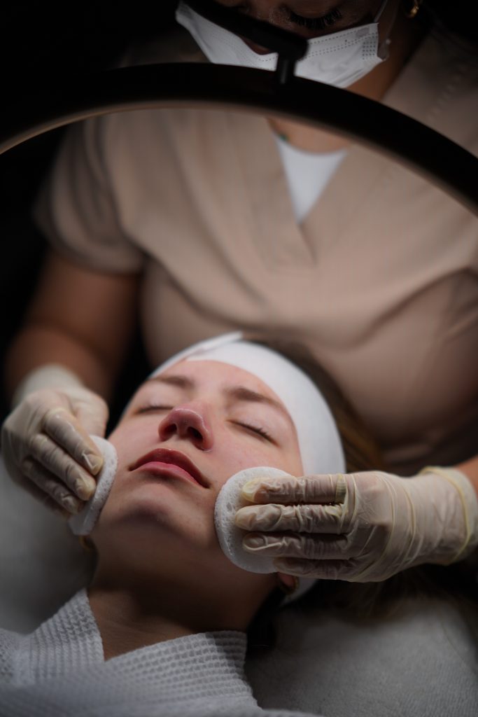 Nail salon and beauty salon in Miami, FL offering manicure & pedicure, nail enhance systems, and waxing services